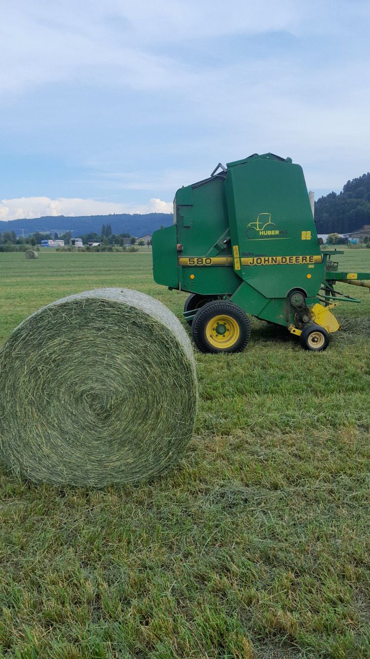 Alle Maschinen: Rundballenpresse John Deere – Gebraucht aus Dagmersellen von TexasLonghorn90