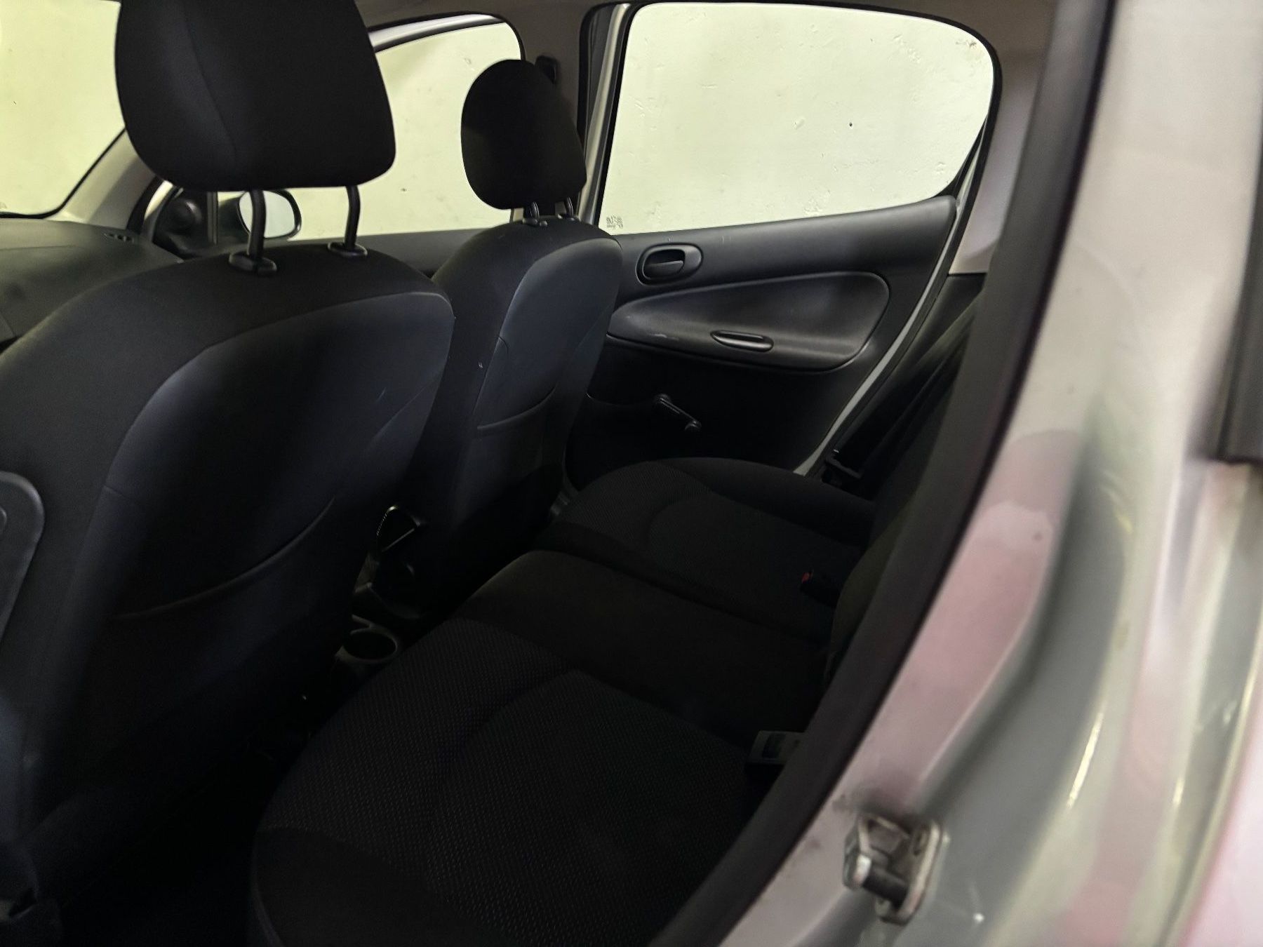 Peugeot Autos: Peugot 206+ 1.4 Trendy – D'occasion à Binz par mar_h798 3