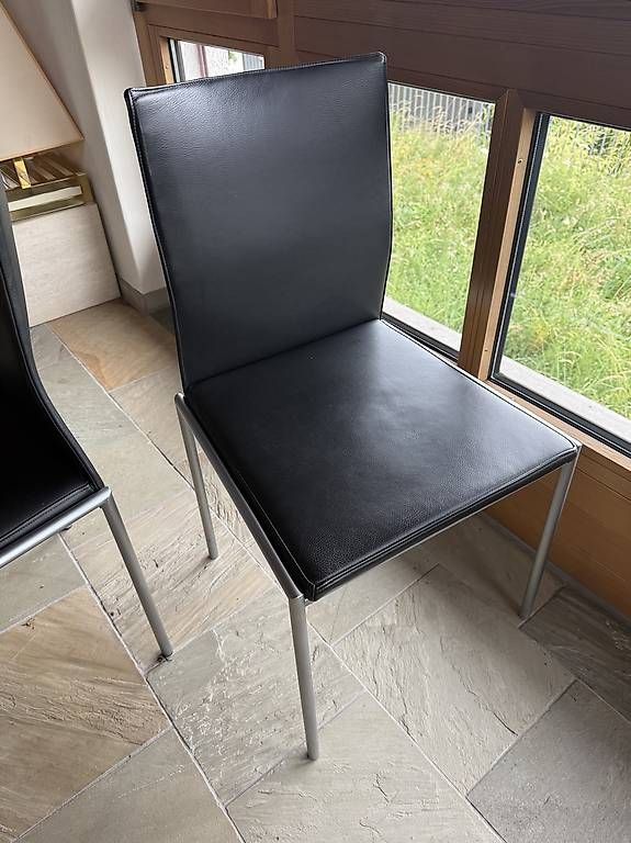 Set di tavolo e panche: Esstisch mit 8 Lederstühlen – Usato da Illnau venduto da mei_8cyp 3