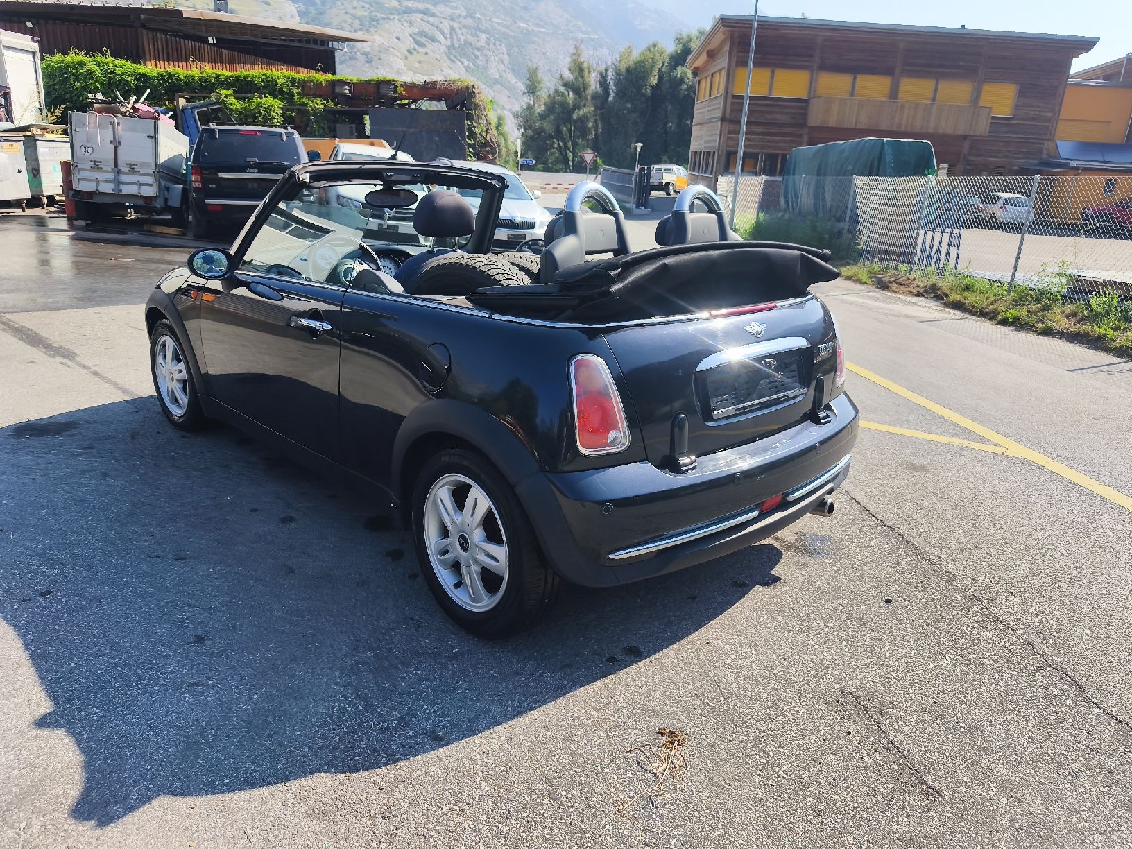 Mini Autos: Mini Cabrio – D'occasion à Agarn par Moggi__94 3