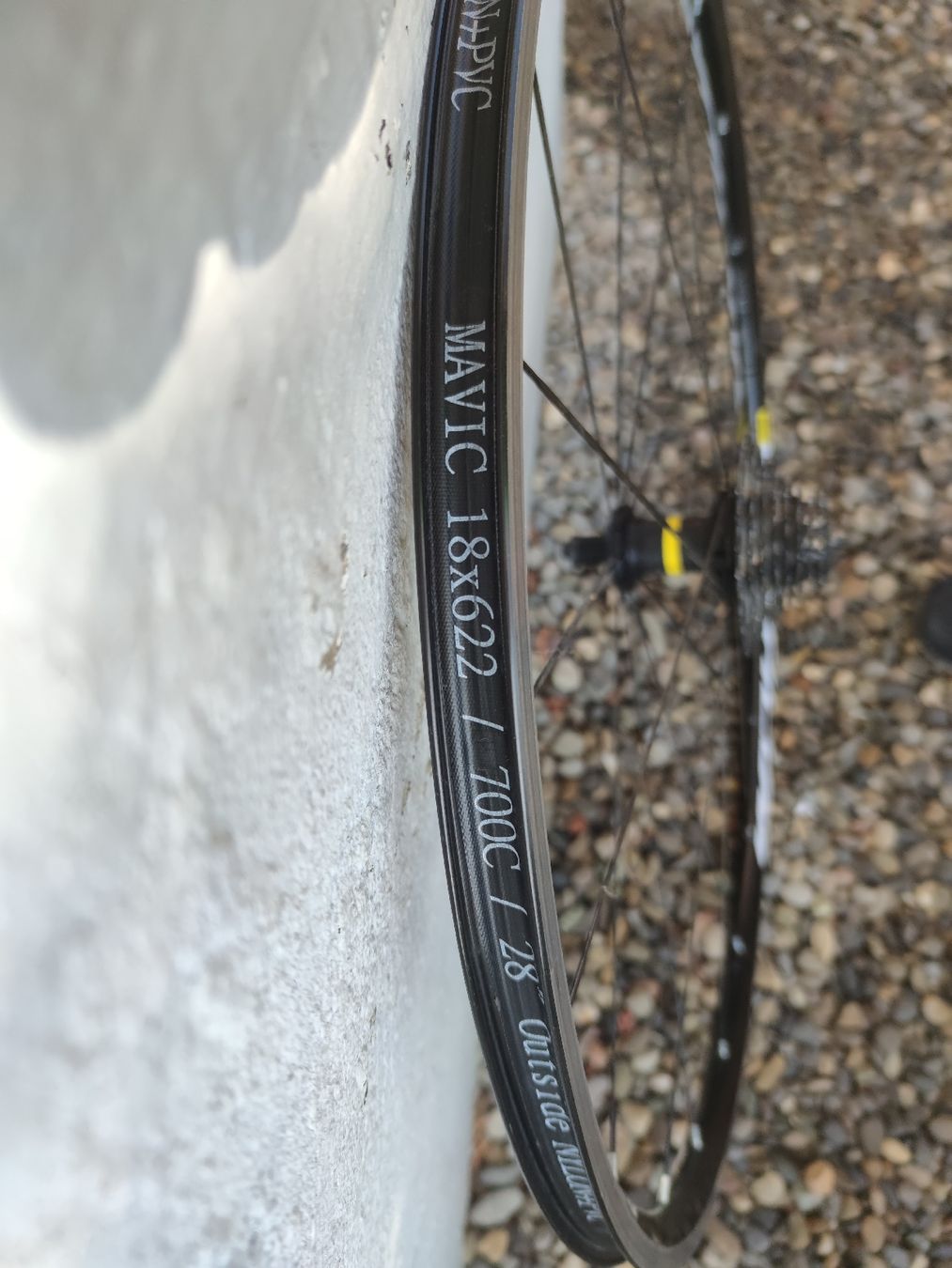 Felgen: Mavic Aksium 18x622 700c – Gebraucht aus Meggen von Malecifent 2