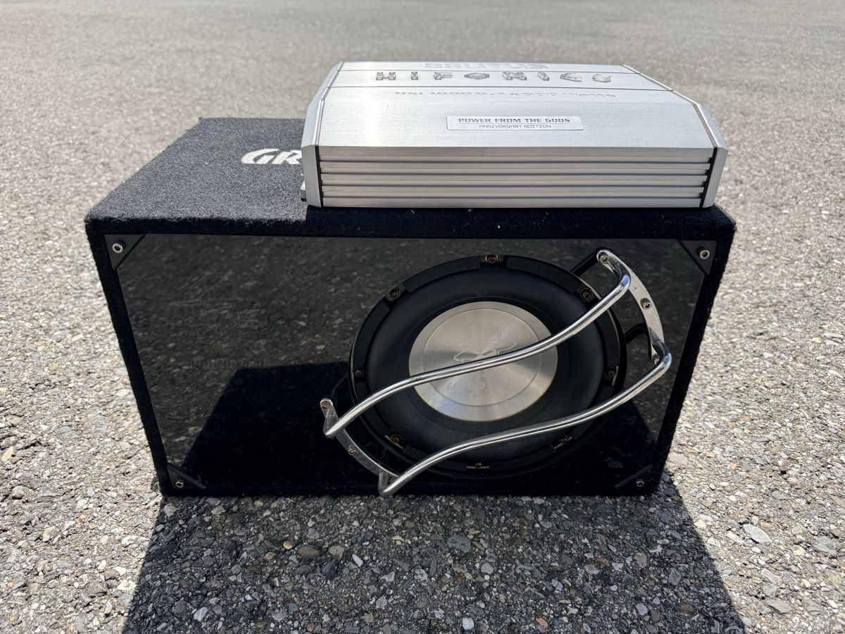 Amplificatori: Caisson de basse avec ampli – Usato da Villars le Grand venduto da kbo_75pt