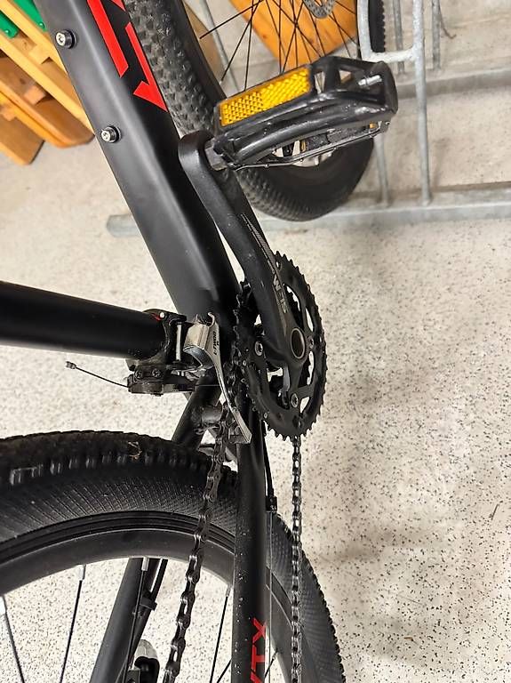 Biciclette: COMP Decamper XTS Mountainbike  schwarz/rot – Usato da Lachen SZ venduto da viki_huber 4