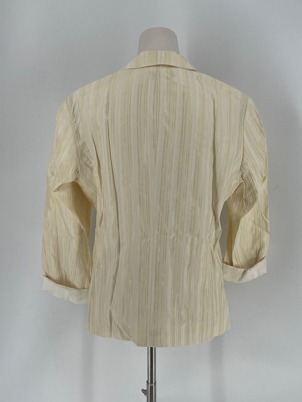 Taifun Vestes: Taifun Blazer Gr 42 – D'occasion à Auenstein par moin. 4