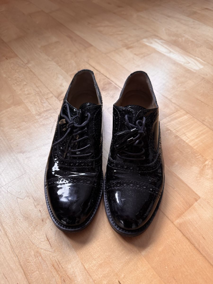 Chaussures femmes: Lace-up shoes, Gr. 37 – D'occasion à Küsnacht ZH par mar_tr9p