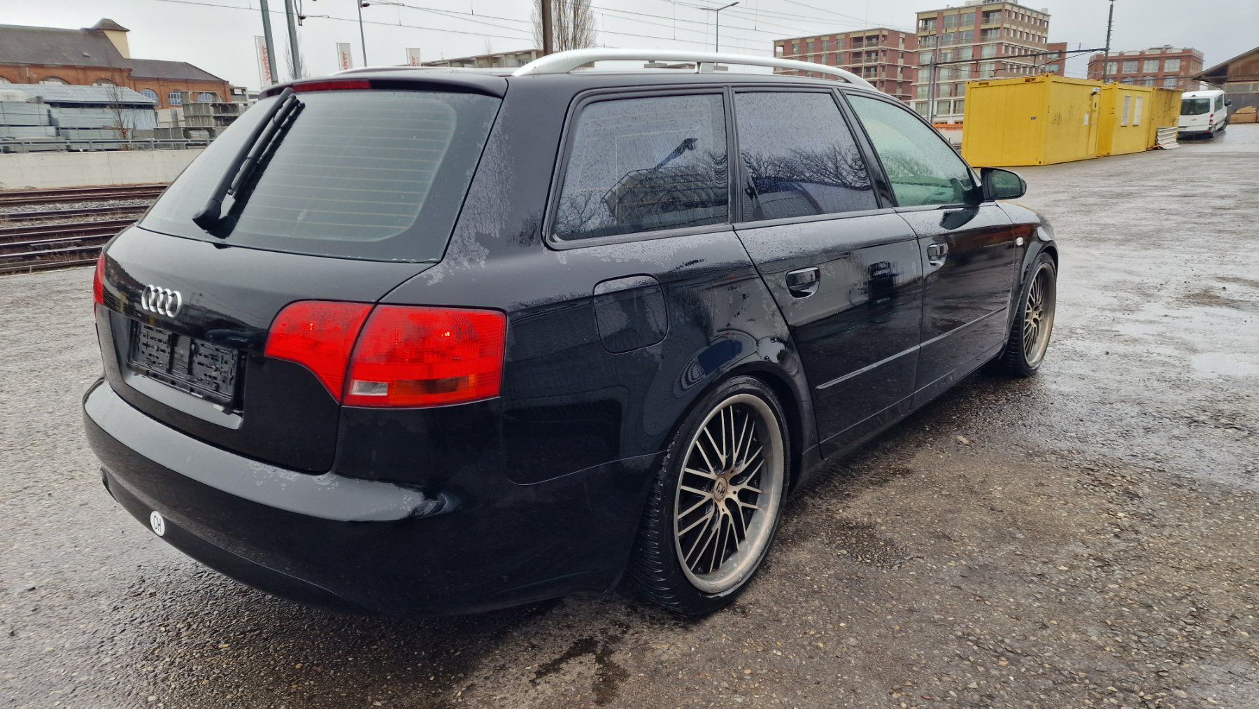 Autos: Audi A4 2.0 – D'occasion à Arbon par .Tropxe. 2