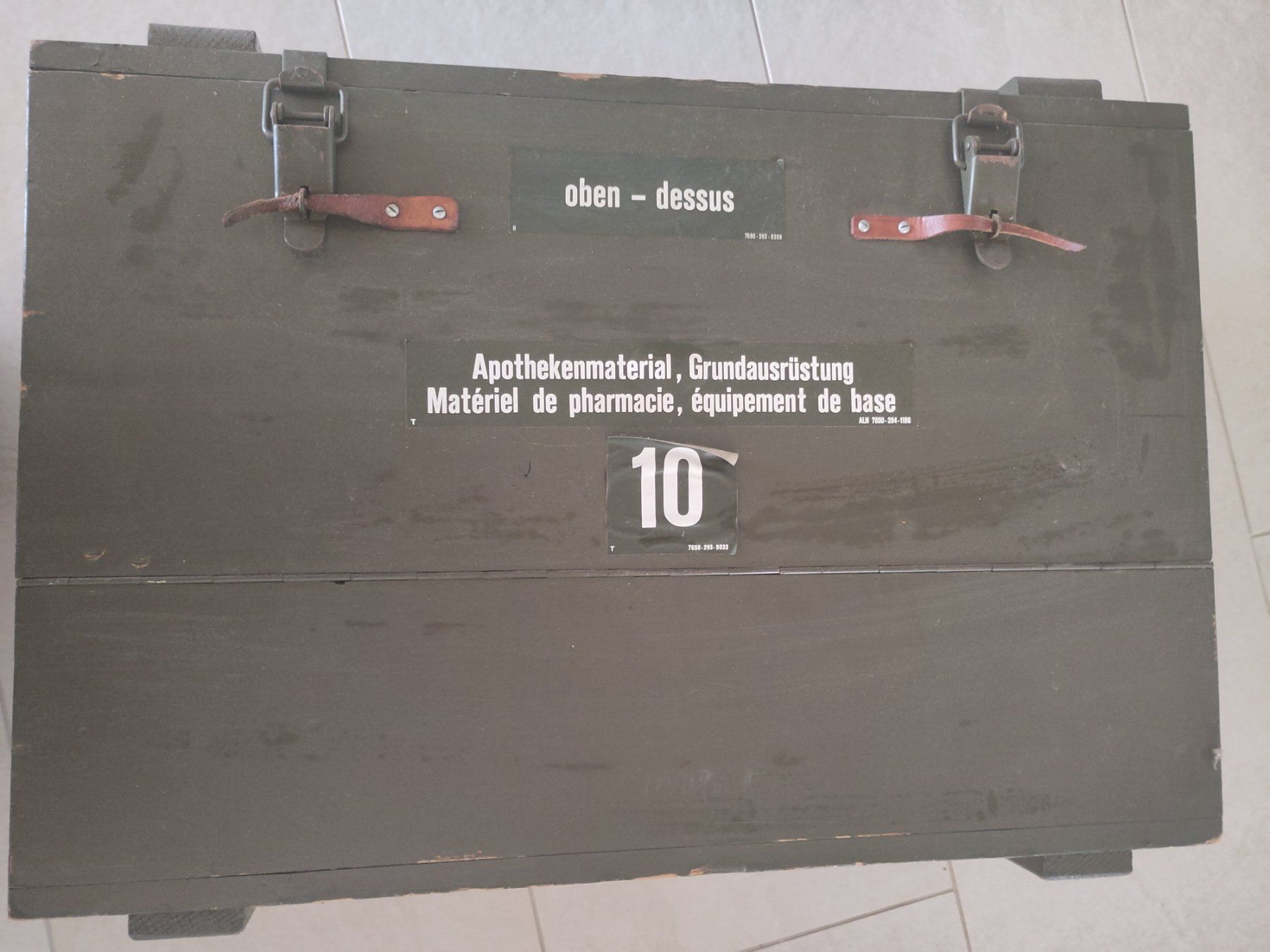 Accessori da laboratorio: Schweizer Armee Apothekenwaage – Usato da Aarwangen venduto da Riverman 3
