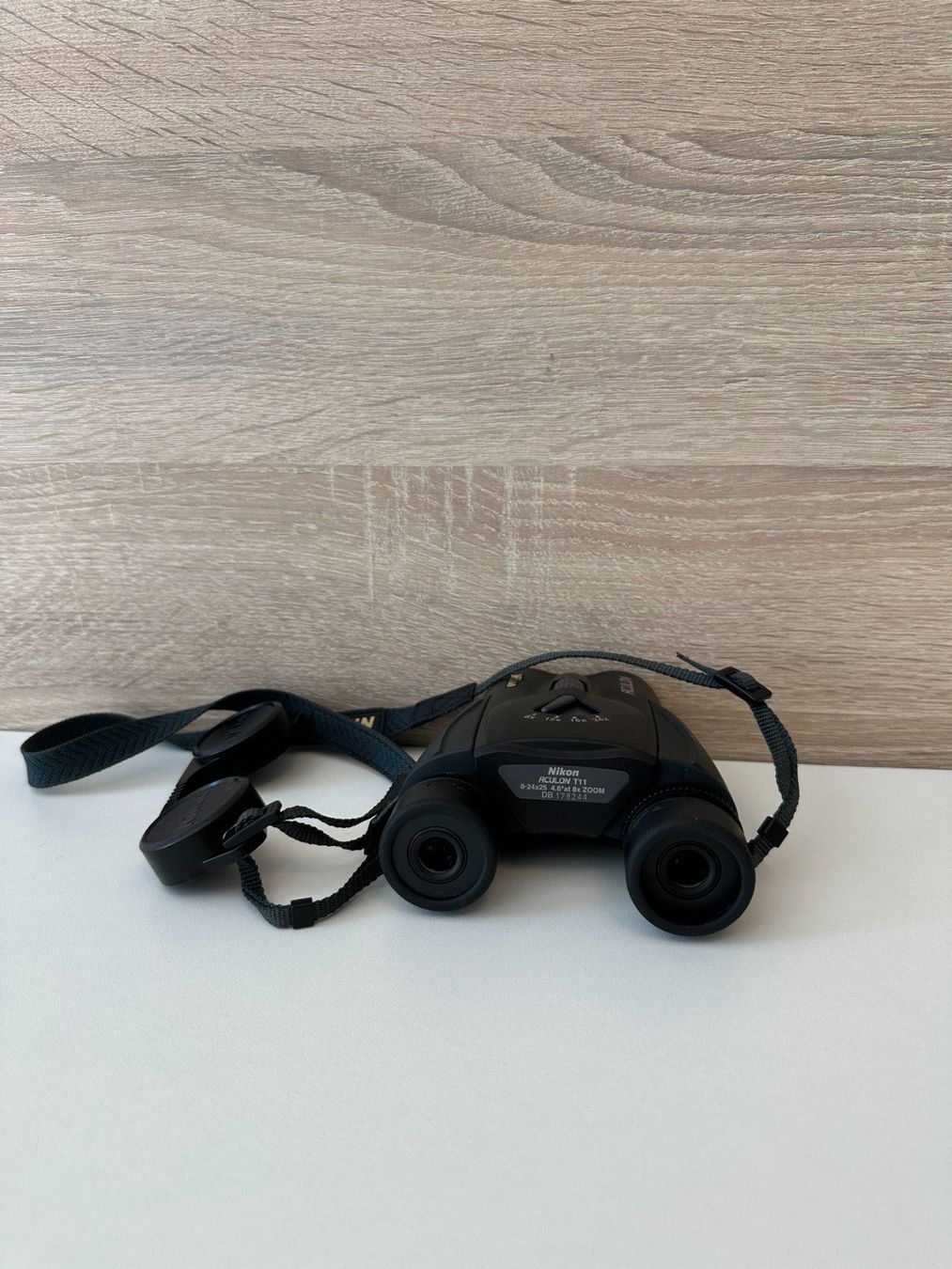 Nikon Binocoli: Nikon Fernglas mit Tasche – Usato da Winterthur venduto da osc_t6xg