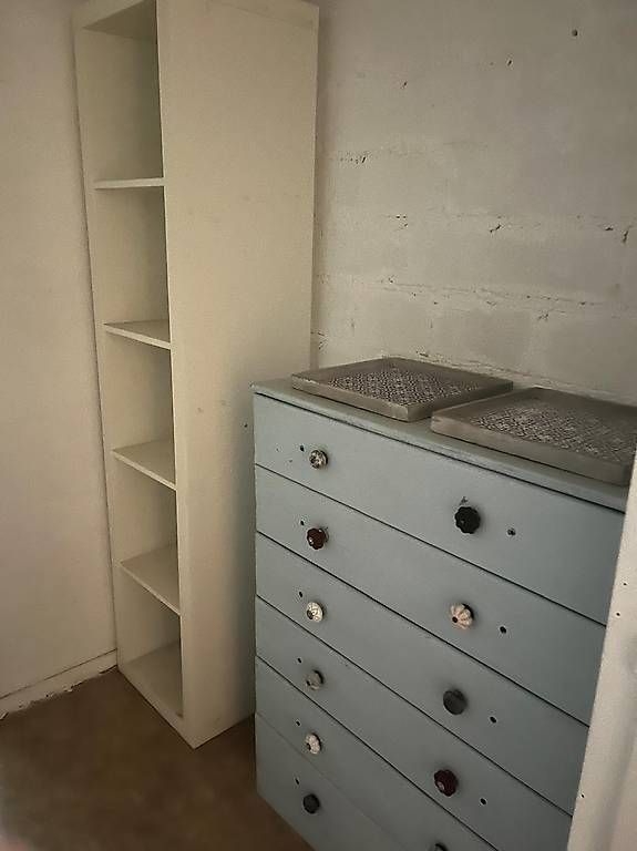 Divani: Gratis Abholung: Möbel, Geschirr & mehr – Usato da Zürich venduto da ast_hsz7 4