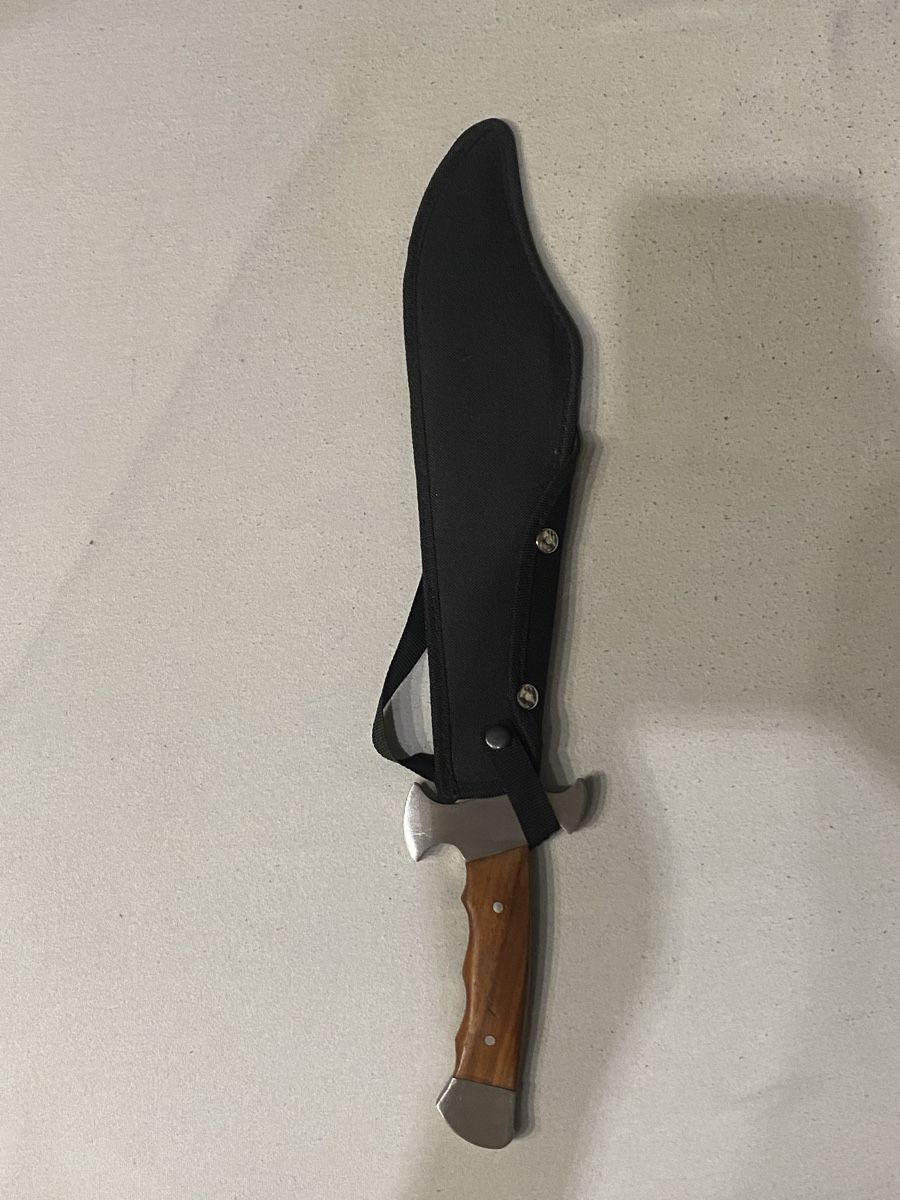 Accessoires: Messer mit Scheide  – D'occasion à Safenwil par _e_99_ 1