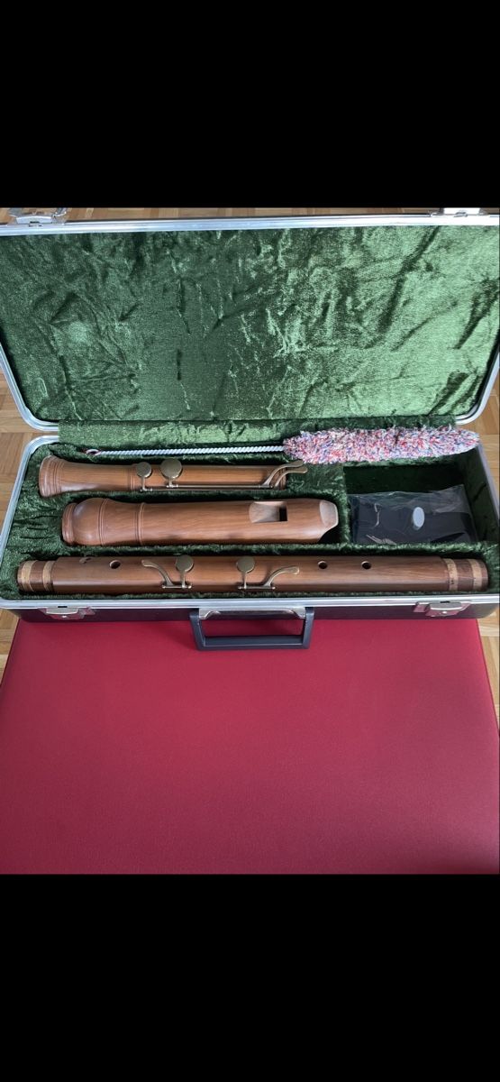 Strumenti musicali: Huber Bass Blockflöte – Usato da Herzogenbuchsee venduto da lejule 1