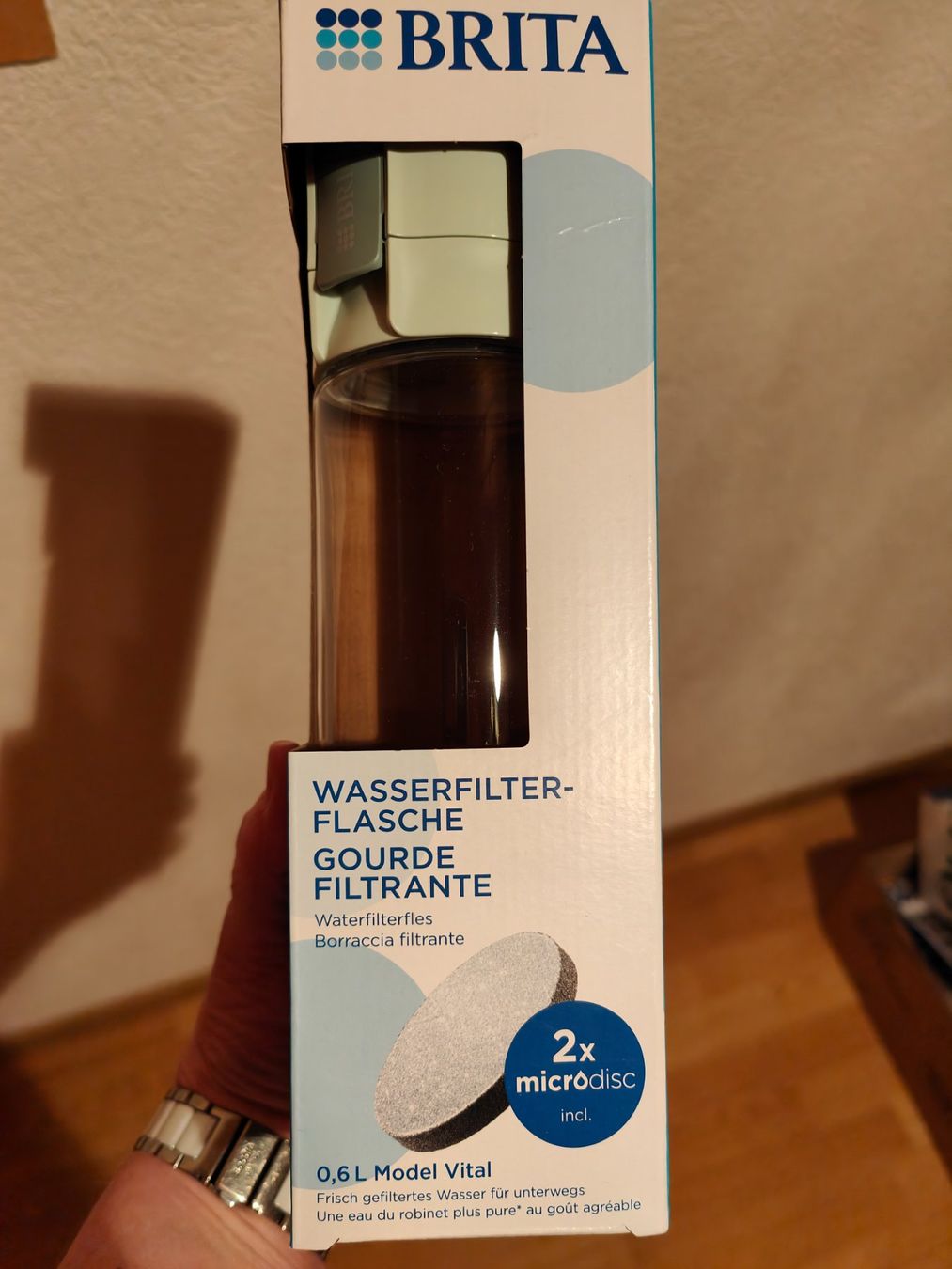 Brita Borracce & Thermos: Brita Wasserfilter-Flasche Vital 0.6L - NEU – Nuovo e nell'imballaggio originale da Schöftland venduto da sil_bn9x