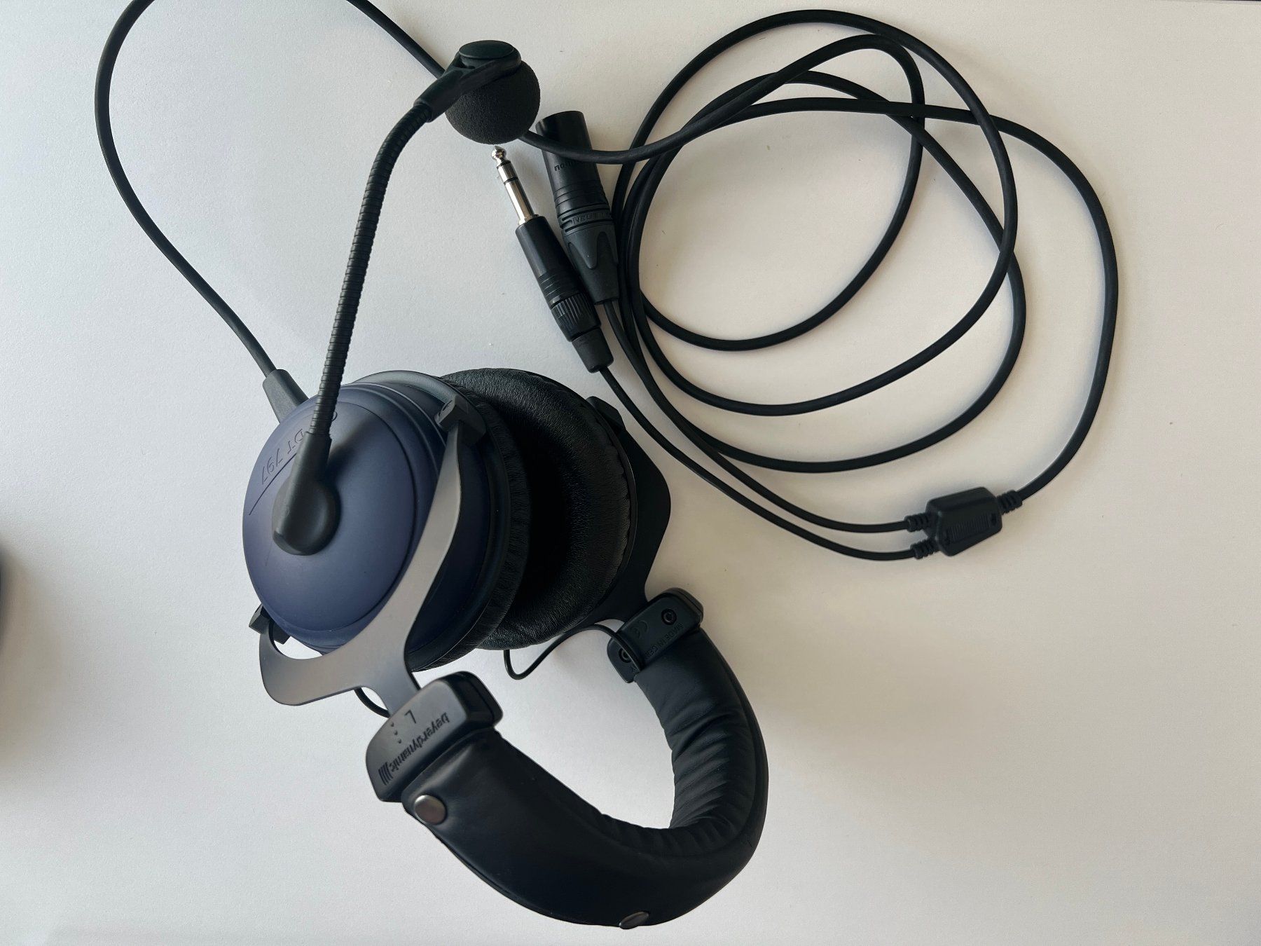Beyerdynamic Cuffie: Beyerdynamic DT 797 PV ProfiHeadset mit Kondensatormikrofon – Usato da Wädenswil venduto da Noe4