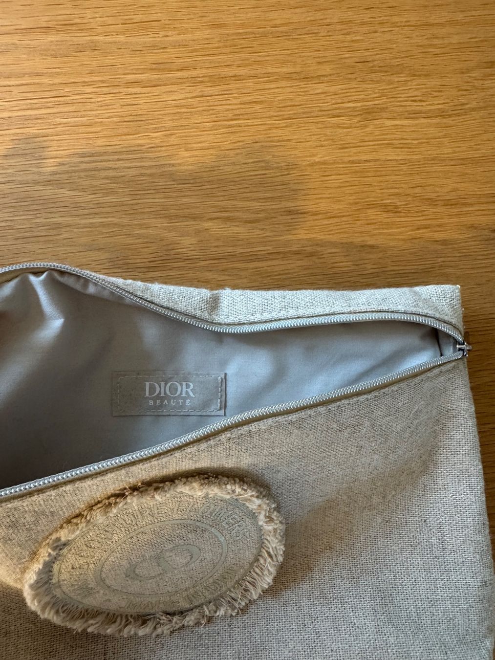 Dior Custodie per cosmetici: Nécessaire Dior, Leinenstoff – Nuovo (secondo la descrizione) da Herrliberg venduto da Zueriseeufer 2