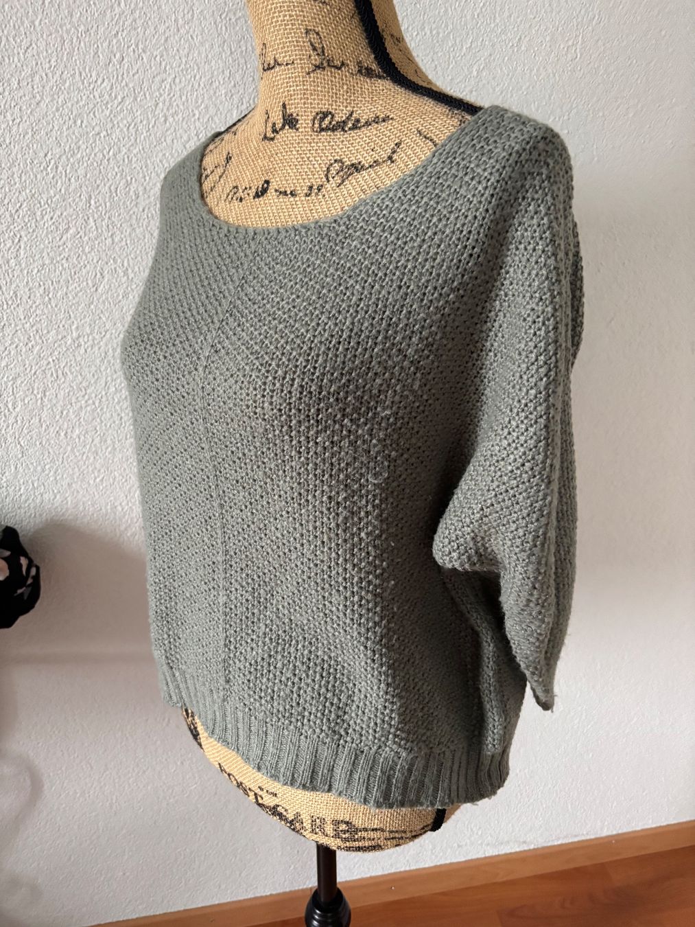 Maglioni & Felpe: Pullover jadegrün M 3/4 Aermel – Usato da Balsthal venduto da Uroby