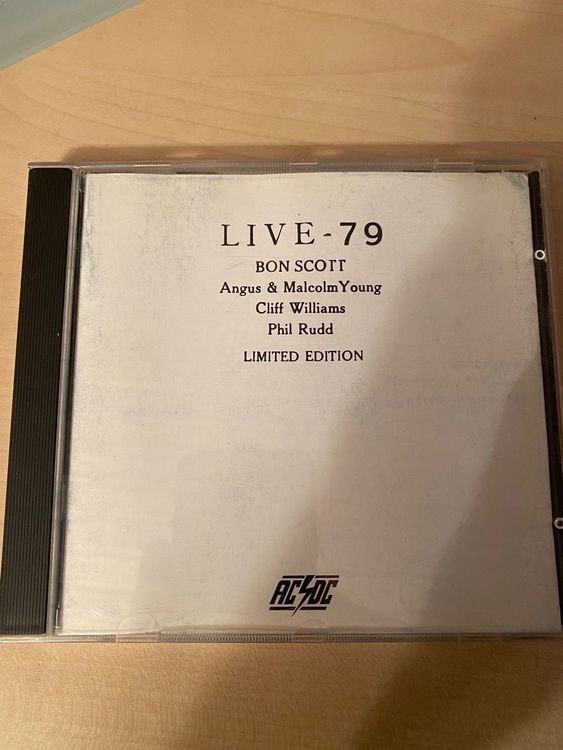 AC/DC Live 79 Kaufen auf Ricardo