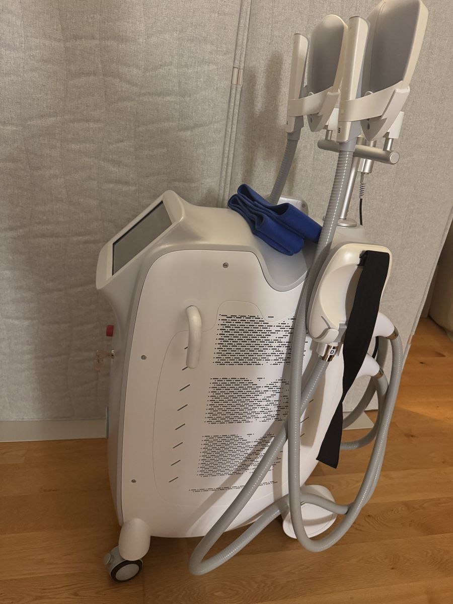 Attrezzature mediche: Body Trainer 4 EMSCULPT – Usato da Pfäffikon ZH venduto da tah_j8sy 2