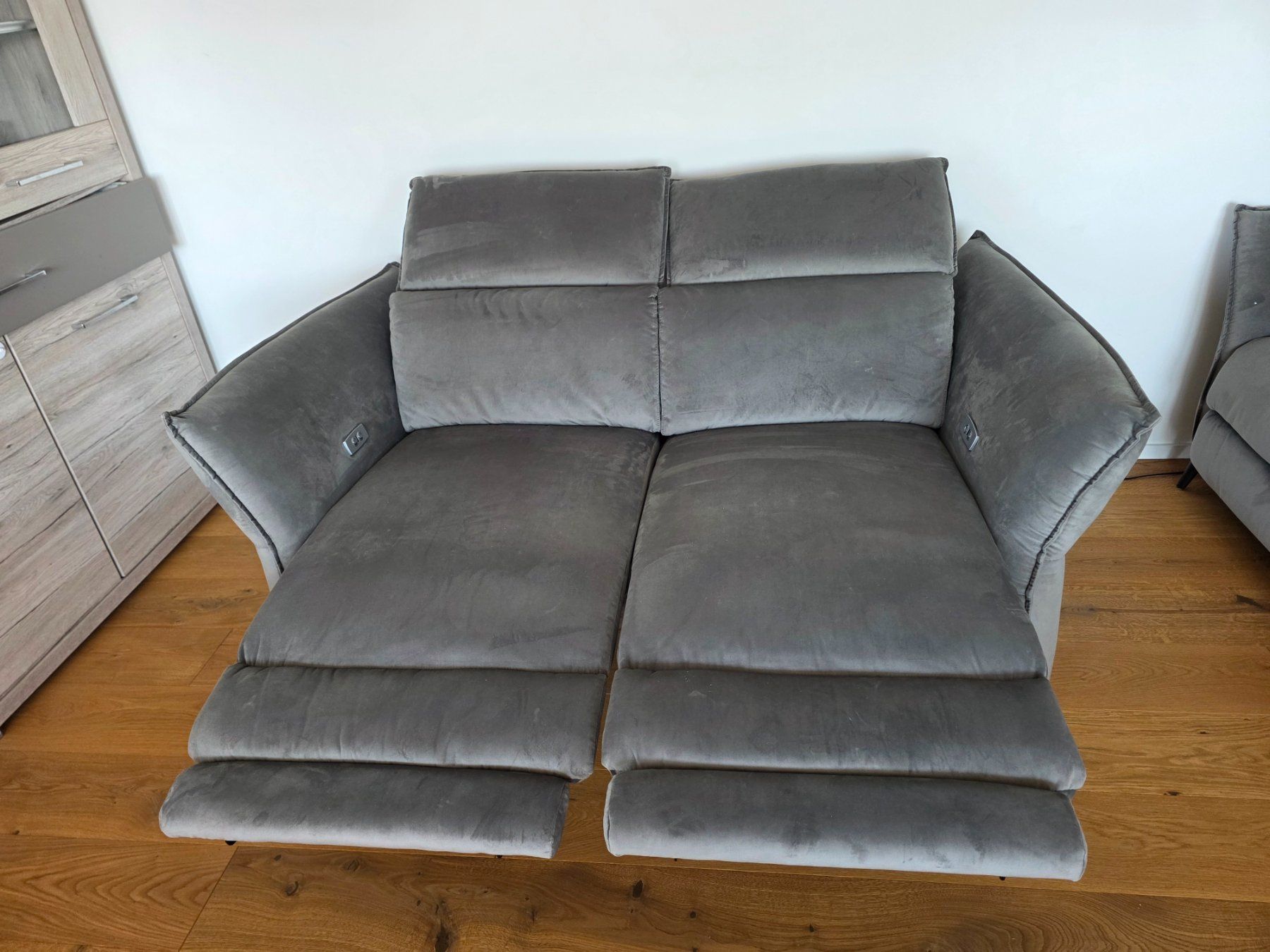 Sofas: Sofa 2er- Loris mit Relaxfunktion – D'occasion à Rorschacherberg par beckmarco 2