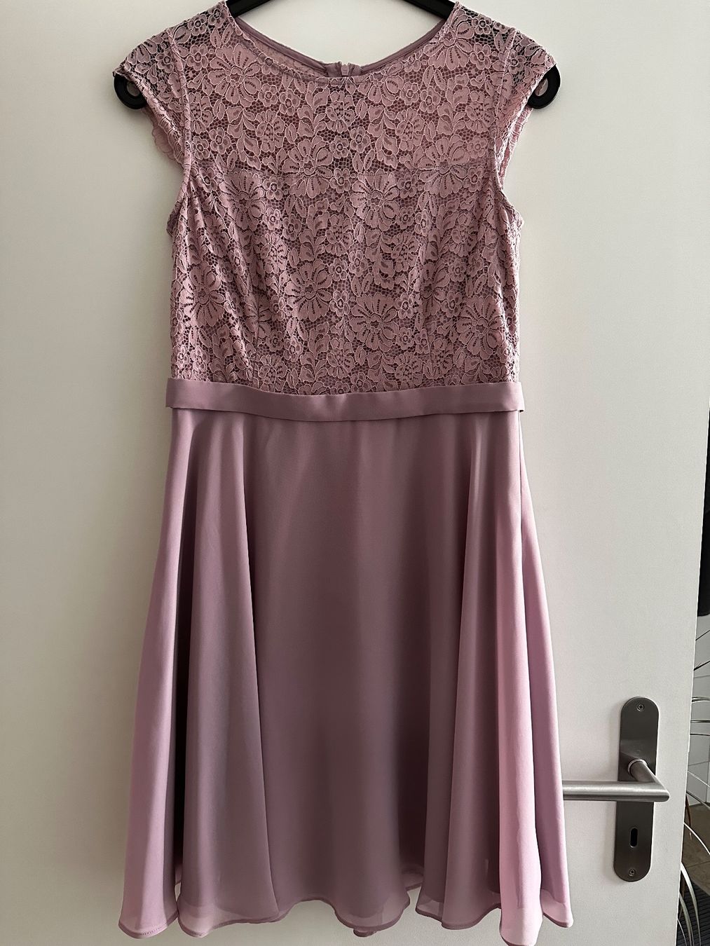 Vestiti: Abendkleid kurz, Gr. 42 – Usato da Selzach venduto da Sanbana91