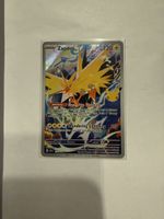 Zapdos 133/128 Pokémon 30th Anniversary
