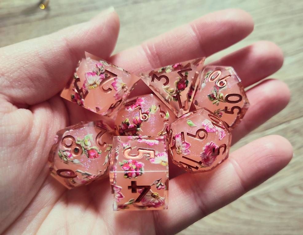 Giochi: Lot de dés JDR Roses neufs – Nuovo e nell'imballaggio originale da Yvonand venduto da rox_8y69 1