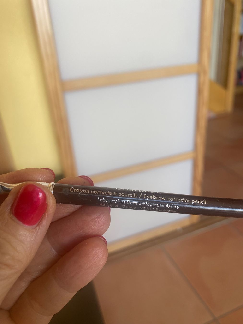 Make-up: AVÈNE Couvrance crayon sourcils brun – Usato da Belmont-sur-Lausanne venduto da chu_vxf5 1