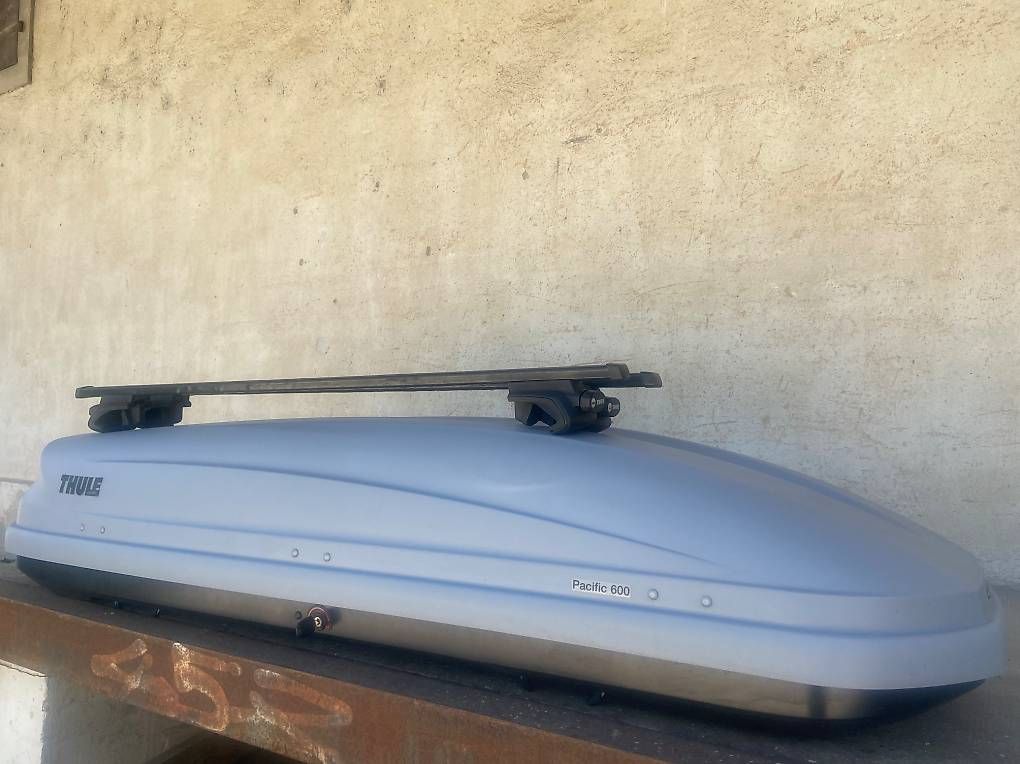 Dachboxen: Dachbox Thule Pacific 600 mit oder ohne Thule Träger – Gebraucht aus Leuzigen von Doppelrad 2