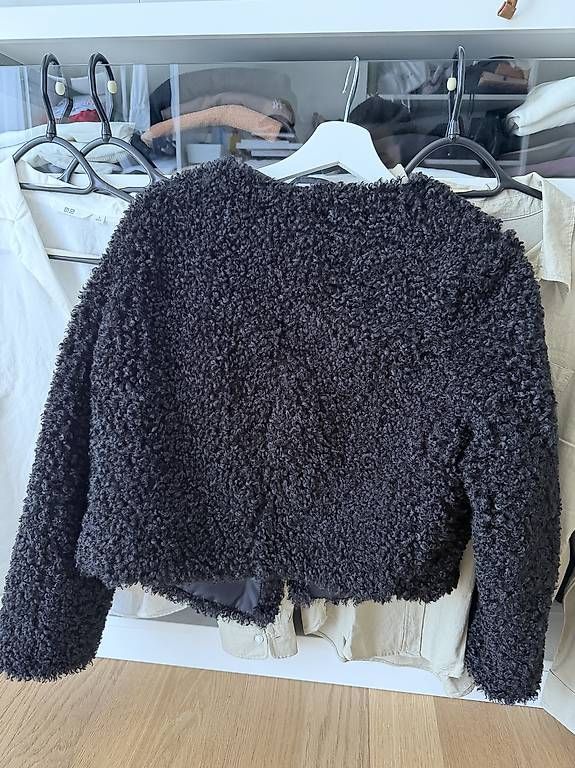 Giacche: Pellicciotto H&M – Usato da S. Antonino venduto da gio_q2dl 2