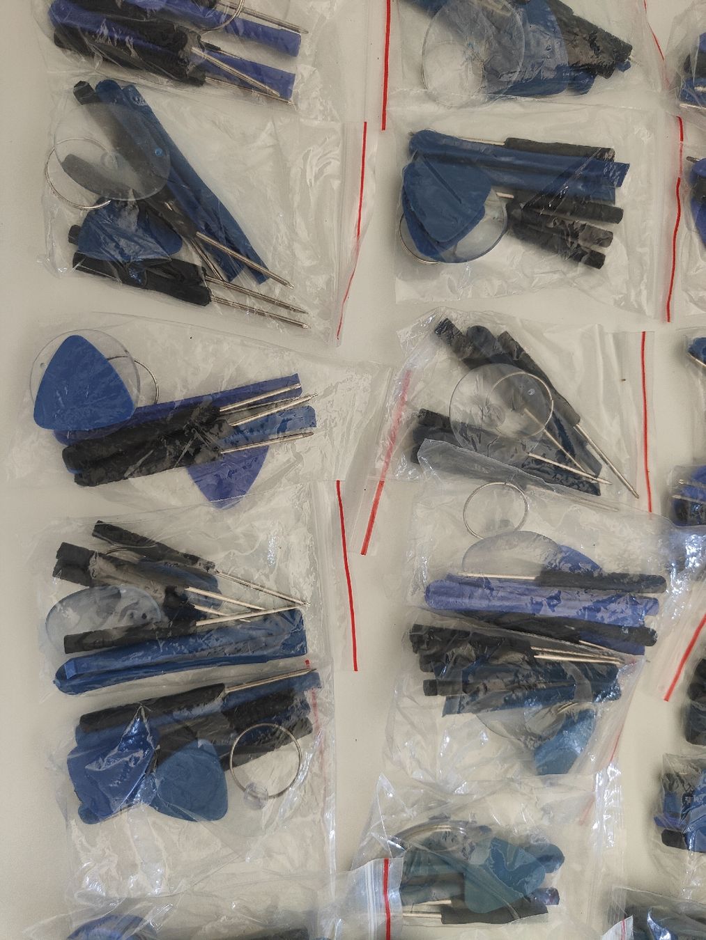 Tutti gli attrezzi: 31 phone tool kits – Nuovo (secondo la descrizione) da Zürich venduto da rod_2qlz 1