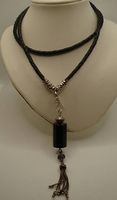Wunderschöne Kette aus Leder Bali Silber und Onyx