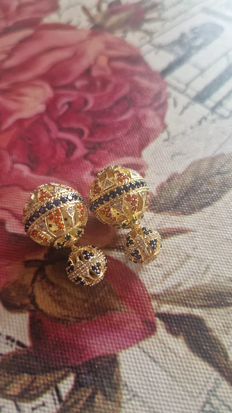 Orecchini pendenti & Orecchini a lobo: Earring – Nuovo (secondo la descrizione) da Château-d'Oex venduto da Mgj_1972 1