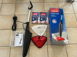 Neuer (s. Beschreibung) Vileda Steam One Dampfreiniger+5 Pad