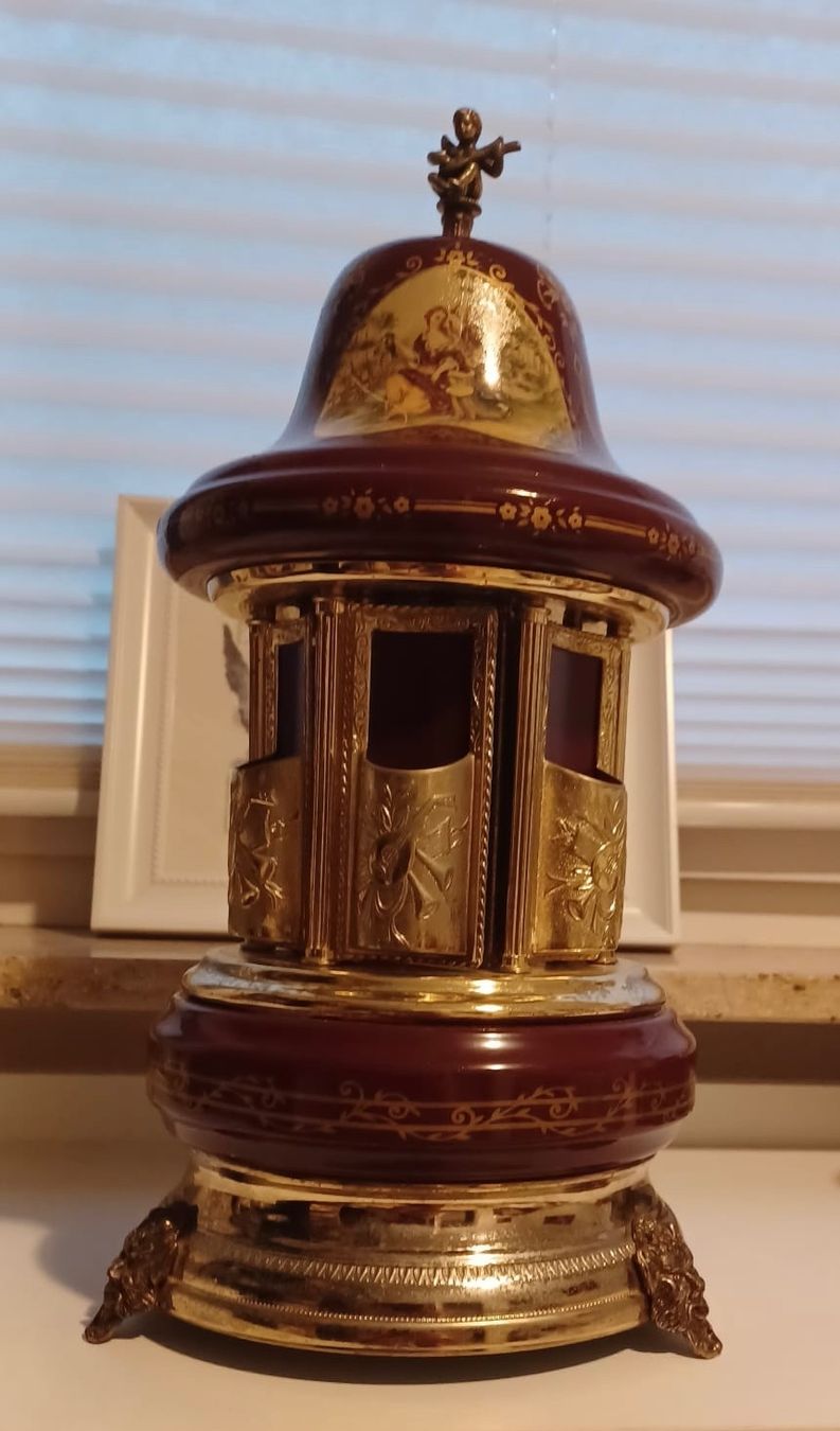 Carillon: Wunderschöne Spieluhr / Karussell – Usato da Olten venduto da ale_nb2x 7