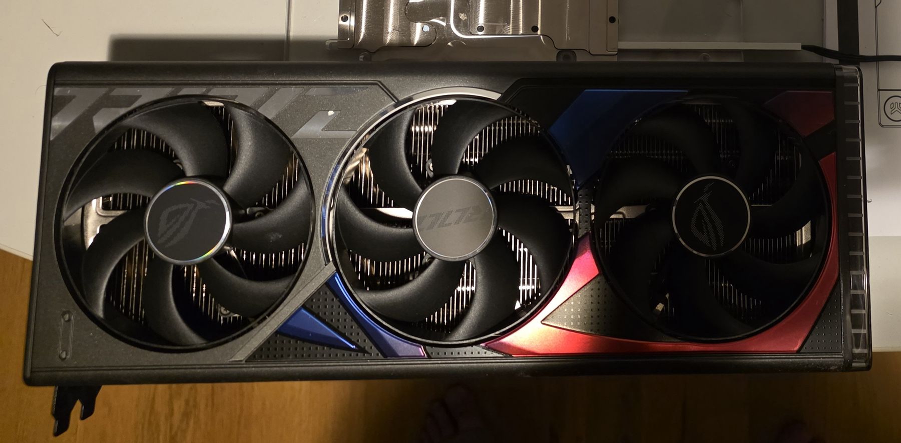 Asus Schede grafiche: ASUS GeForce ROG RTX 4090 OC Edition – Usato da Amriswil venduto da Csax