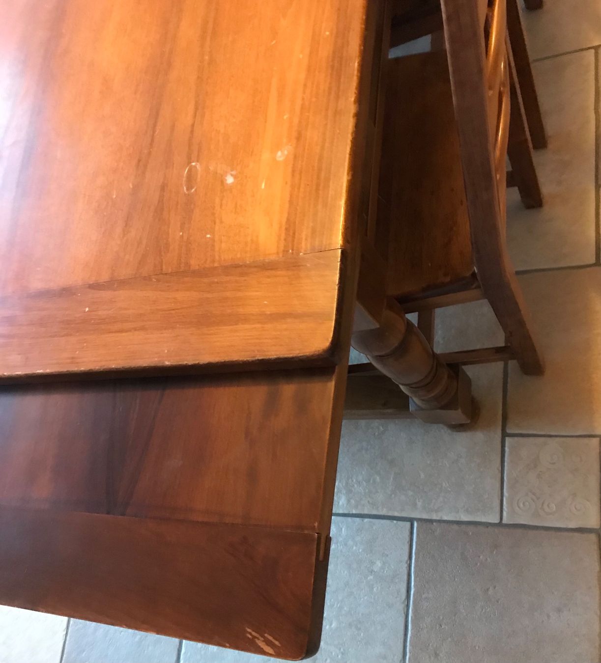 Tavoli: Table en bois massif avec 6 chaises – Usato da Grimisuat venduto da JBCOCCI 6