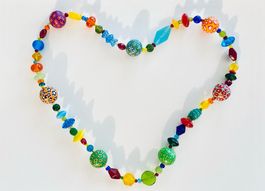 Glas & Kunststoff Perlen Hals kette / 35cm. Durchmesser /