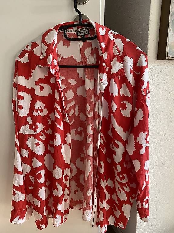 Lots de vêtements: 4 Blusen zusammen div Marken – D'occasion à Bachs par diesunddas13 3