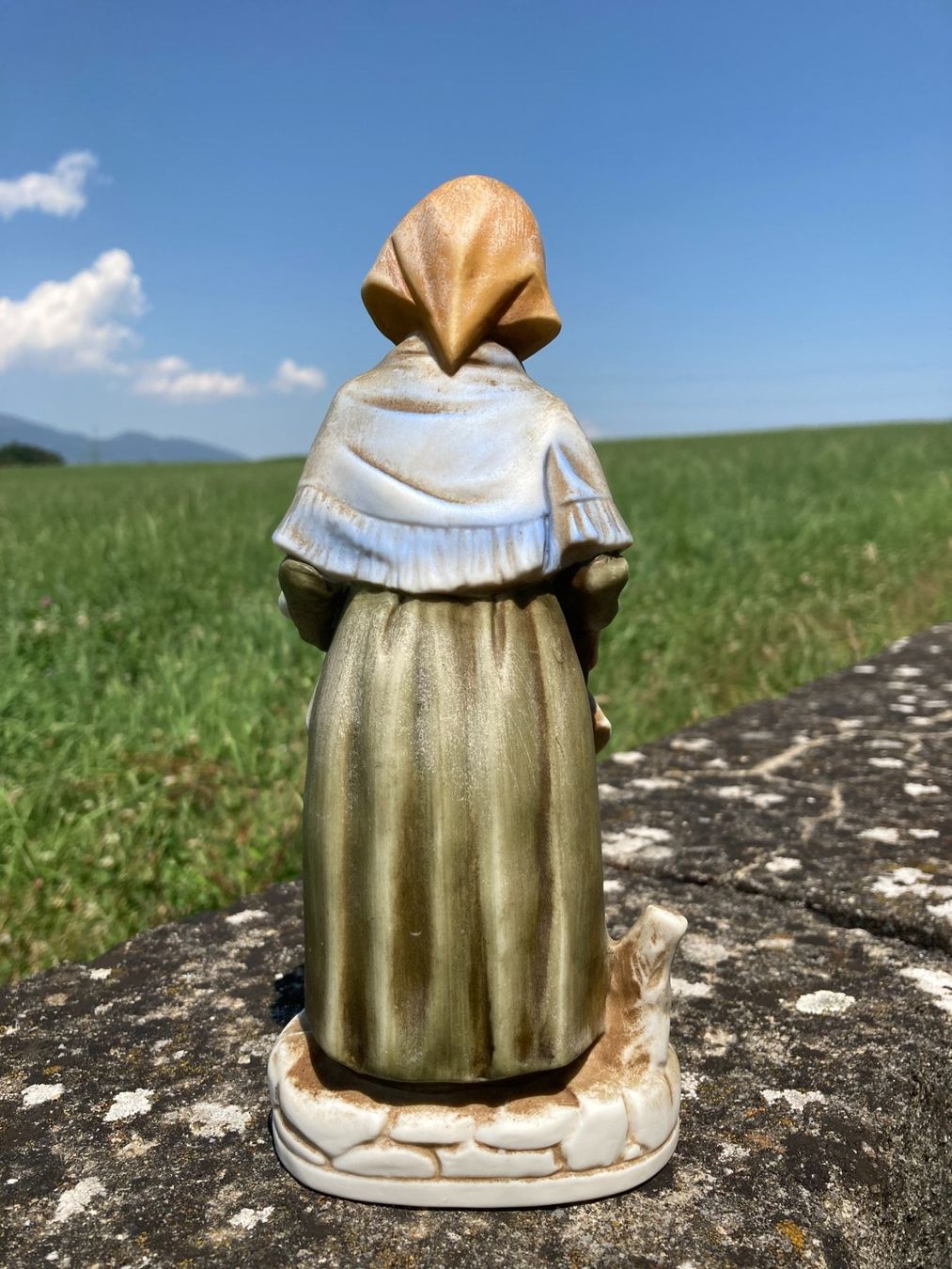 Statuette: FIGUR  Keramik  Bäuerin  Grossmutter – Usato da Subingen venduto da ArtBead 1
