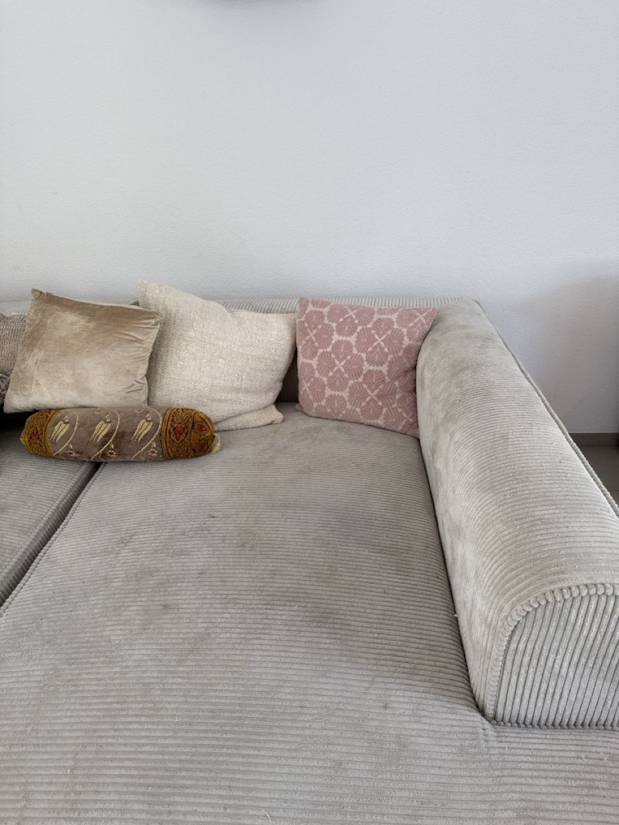 Livique Sofas: Ecksofa hellgrau Rillen cordiger Stoff Zustand gut – Neu (gemäss Beschreibung) aus Zürich von pascalmattmann 2