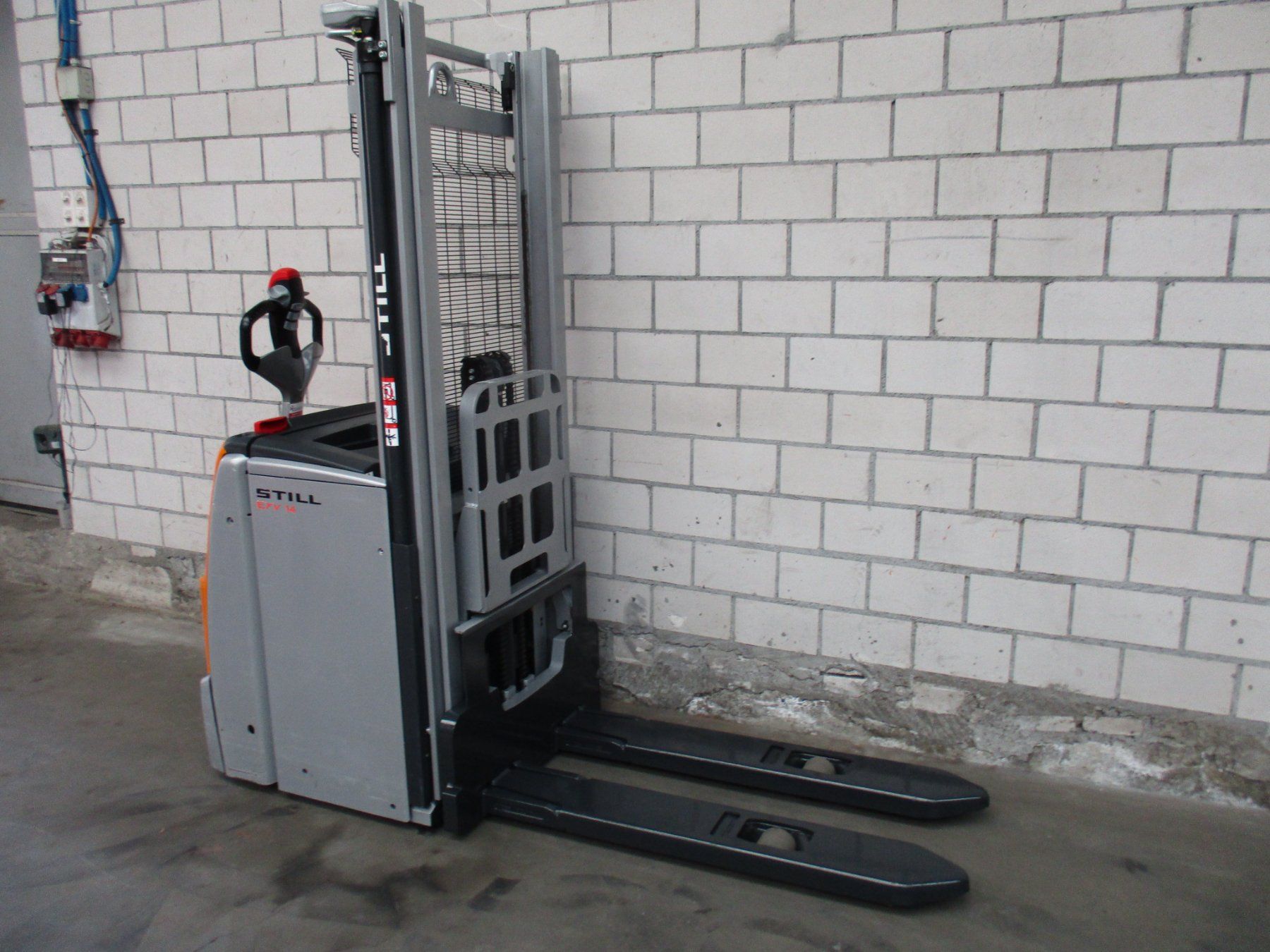 Still Carrelli elevatori e a forche: STAPLER  STILL EXV14  AMEISE nur 970 stunden  41 – Usato da Seon venduto da zomahandel 6