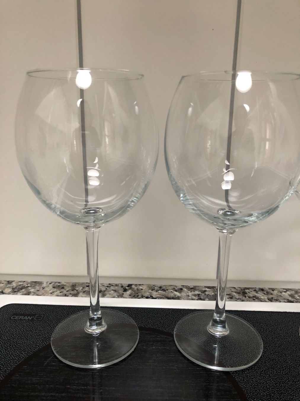 Bicchieri: Weingläser Rotwein Wein Gläser – Usato da Zug venduto da jim_floyd