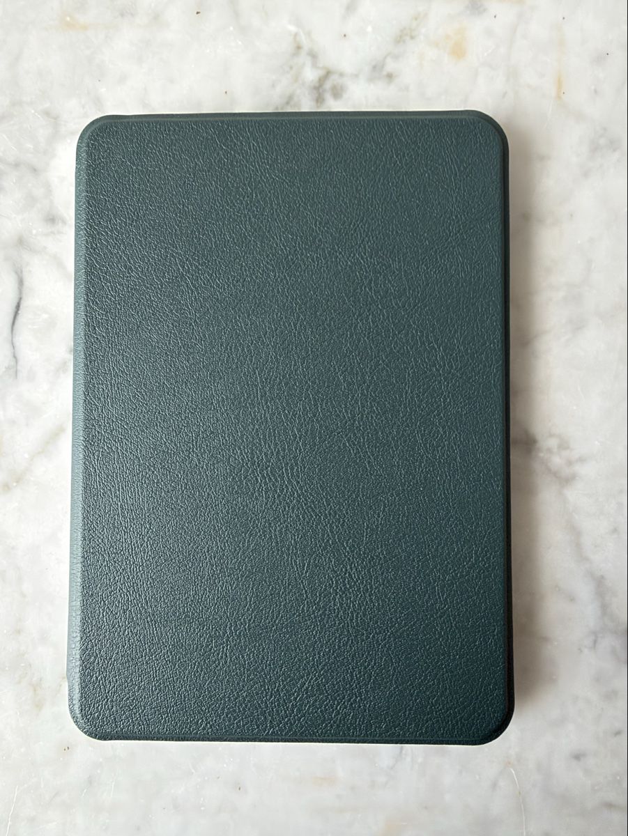 Cover & Protezioni schermo: Kindle protective cover case. – Nuovo e nell'imballaggio originale da Zürich venduto da ber_78xz