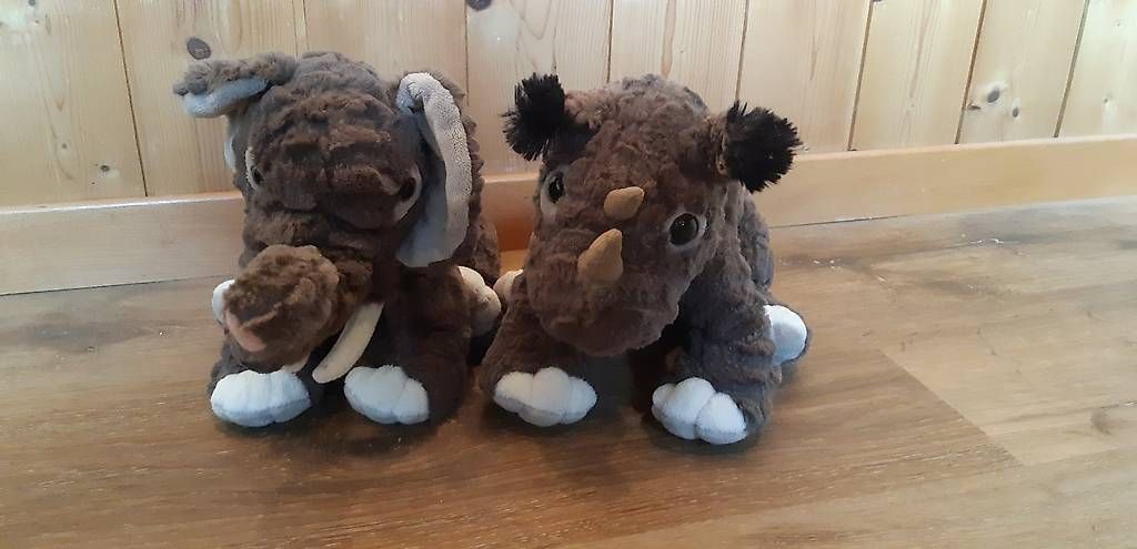 Giocattoli: Nashorn und Elefant – Usato da Rütihof venduto da ali_9tbw