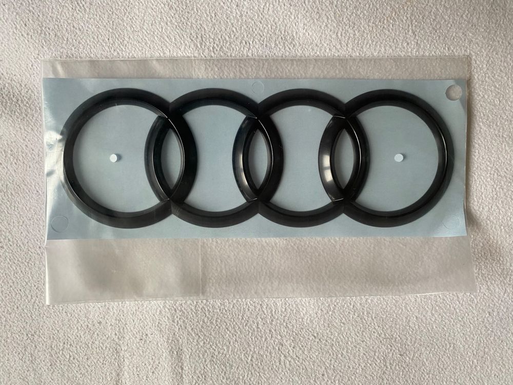 Audi Ringe Zeichen schwarz vorne und hinten Logo Emblem
