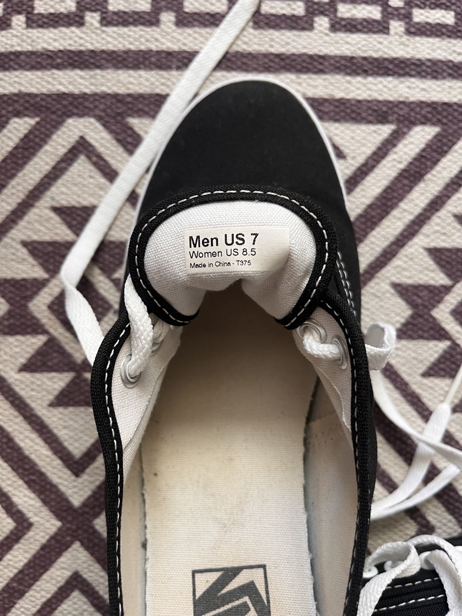 Vans Herrenschuhe: Vans Sneakers schwarz Gr. 39 – Gebraucht aus Winterthur von Ste_Uho 3