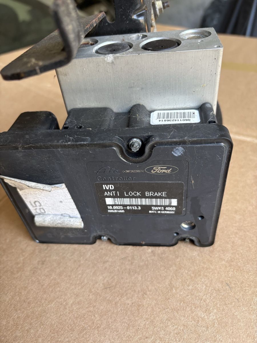 Ford Alle Autoersatzteile: Bloc ABS de Ford focus st170 – Gebraucht aus Fleurier von gas_vf5g