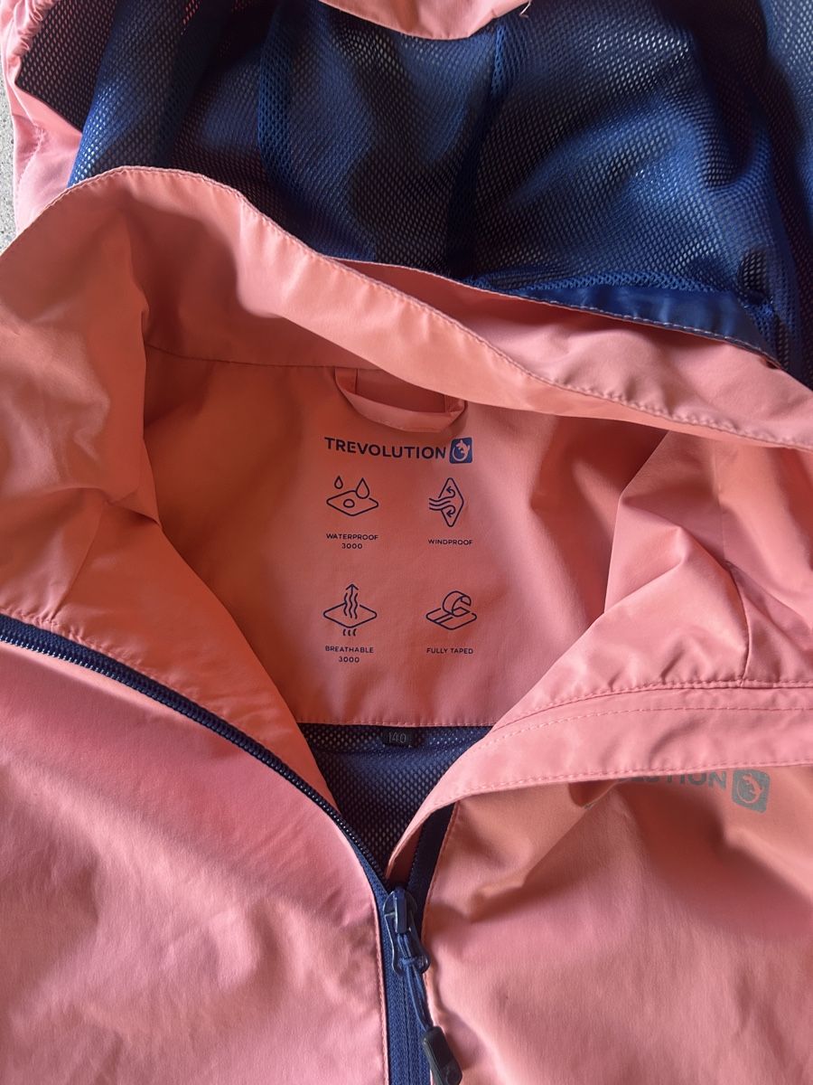 Trevolution Vestes & Manteaux: Regenjacke Trevolution Gr. 140 – D'occasion à Seewil par zorro72 1