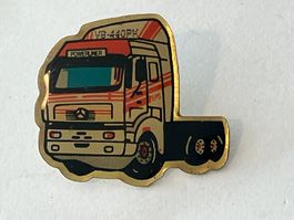 1 Pin Mercedes Powerliner Truck