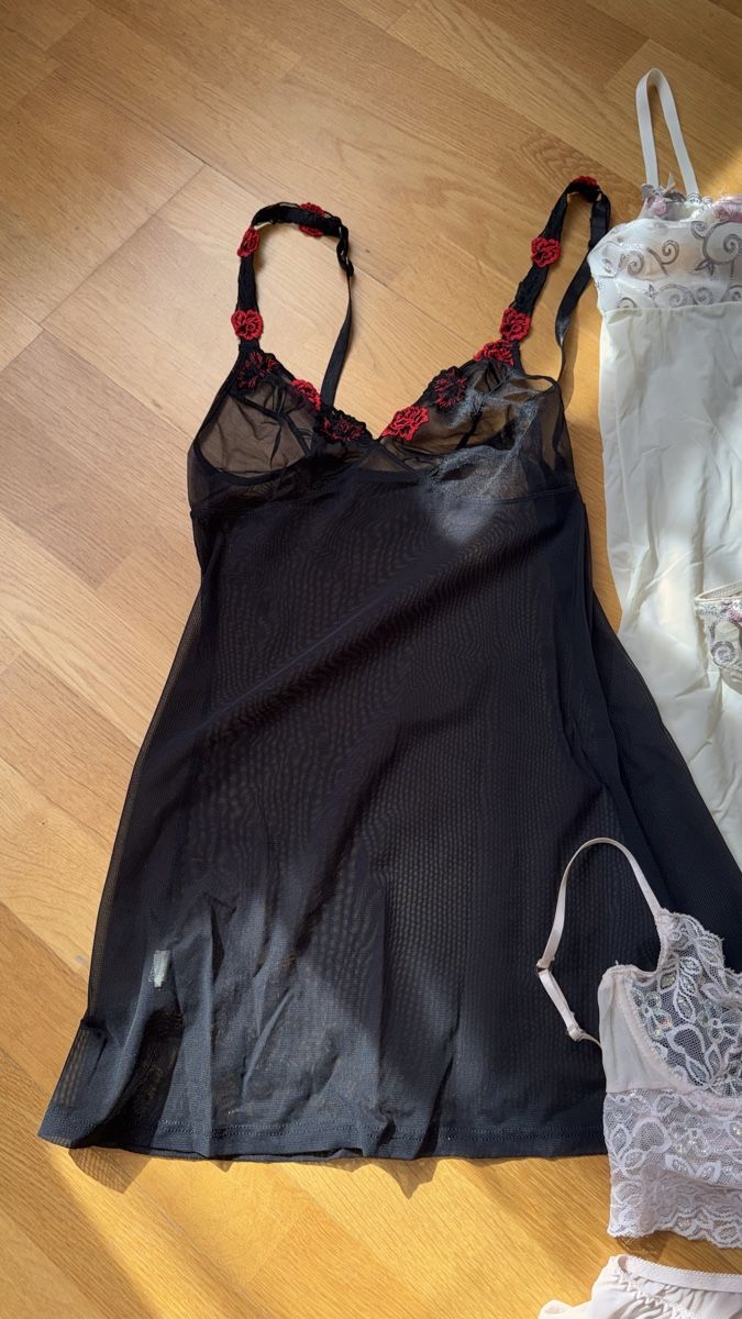Autres dessous: Schönes Wäsche-Set, S – D'occasion à Gümligen par morticiaaddams 3