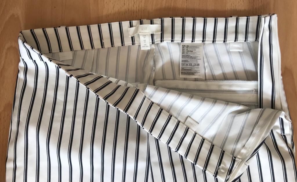 Pantalons: Elegante Hose mit Streifenmuster – D'occasion à Biel/Bienne par SandraDG 3